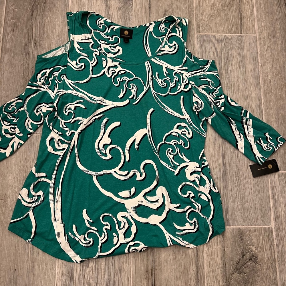 Women's Green Cold Shoulder Top